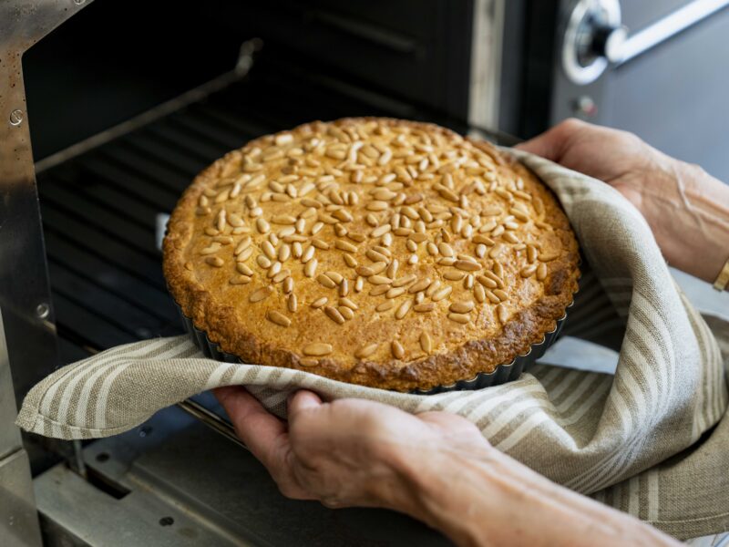 Torta della Nonna 10